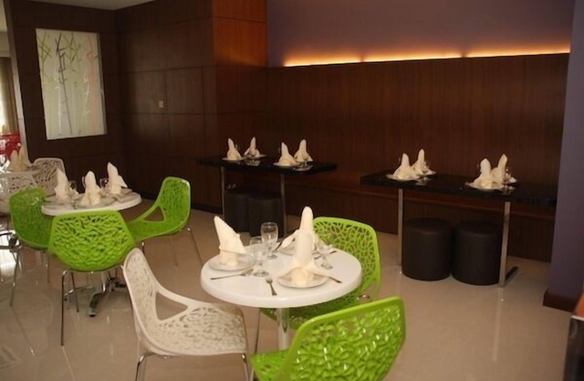 Grand Medallion Hotel