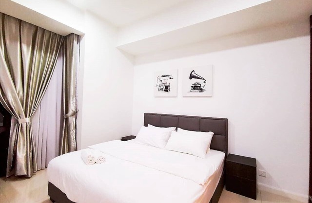 Grand Medini DELUXE studio #1 @JB City Homestay