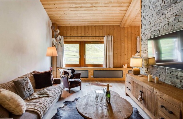 Grand Roc (Val Claret) by Interhome