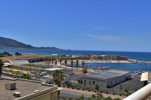 Grand T2 avec une magnifique vue mer et JO