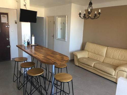 Grands Buffets hébergement Appartement Narbonne