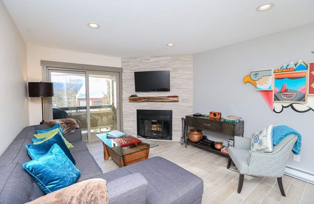 Grandview Condo: Nice Peak 8 Location