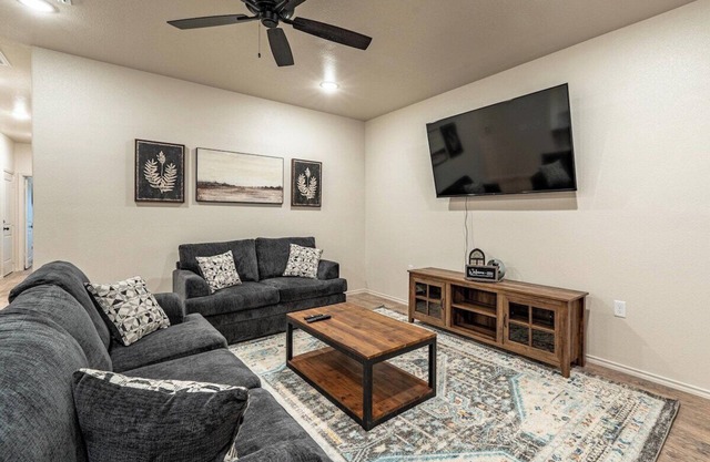 Granite Valley Lodge - 3BR 2BA - Brand New Home
