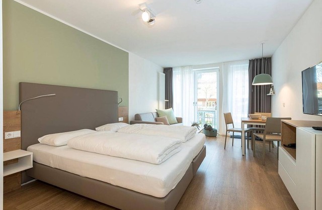 Great apartment close to the beach with sunny south-facing terrace and sauna area in the house