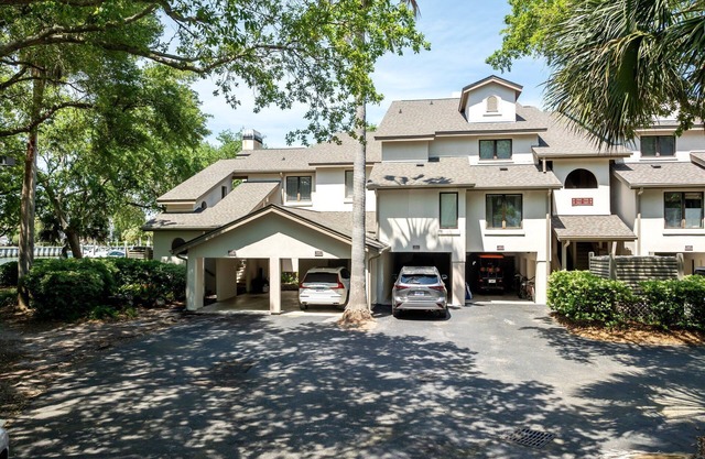 Great Beach Condo in Quiet Section of Wild Dunes Resort!