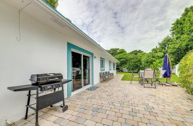 Great for Snowbirds! Pompano Beach Home w/Patio