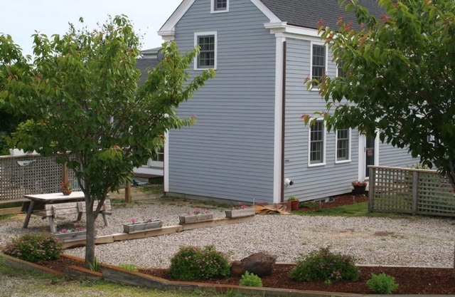 GREAT LOCATION/3 bedroom/bayview/Pond village area