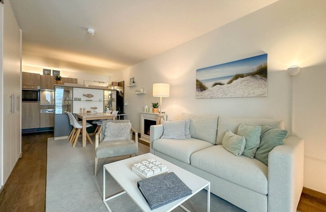 Great vacation apartment with sauna, south-facing balcony, beach chair and beautiful