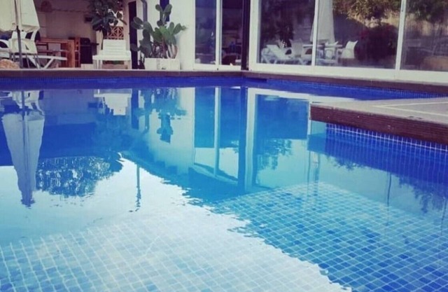 Great vacation home close to the beach with private, heated pool