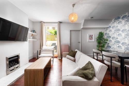 Great Value London Apartment with Garden in Tufnell Park near Emirates Stadium and 10 mins to Kings Cross