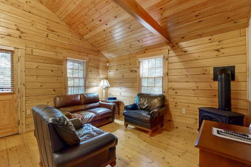 Green Ash Cabin 101