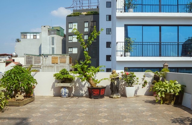 Green House Service Apartment