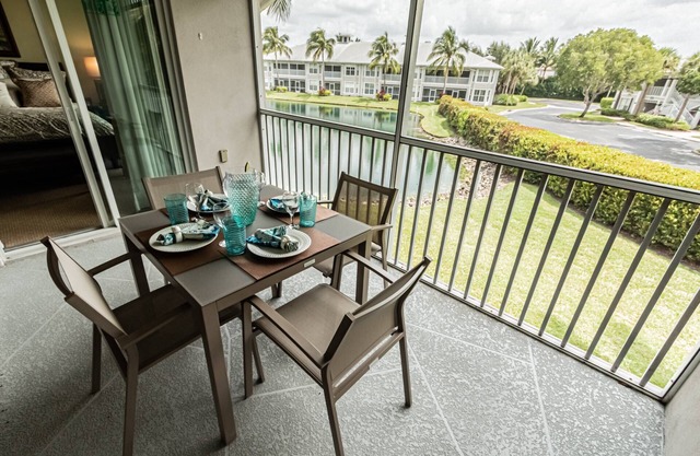 GreenLinks/Updated Lely Condo; w/Office space-Lake Views-Resort Amenities