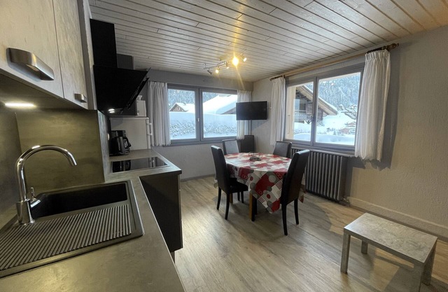 Grotte aux Fées D - Apartment on the slopes, near the village 6 pers.