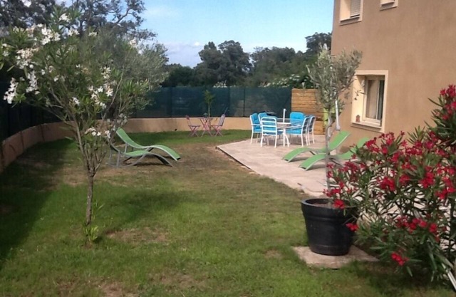 Ground conditioned villa with garden 8 km Porto Vecchio
