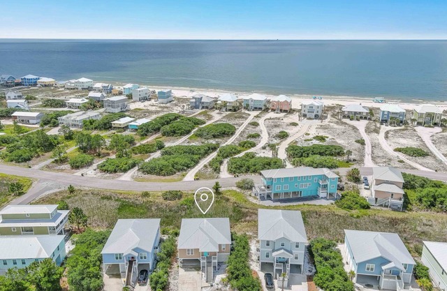 Group Hug ~ Outdoor Pool, Deeded Beach Access + $400 FREE Activities Daily ~ Zoo/Parasailing + More