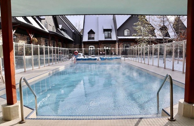 Group Mountain Escape, Pool, Hot Tub, and Views