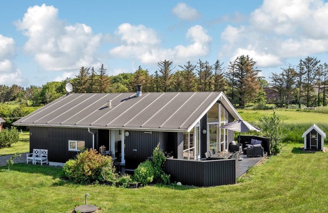 "Gudmunda" - 200m to the fjord by Interhome