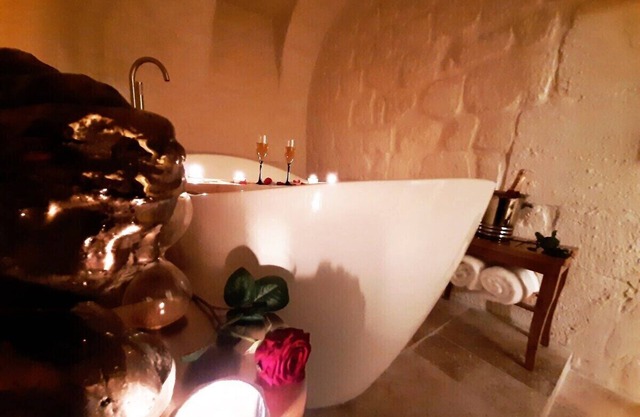 Guernica Apartment Paris Montmartre/Jacuzzi