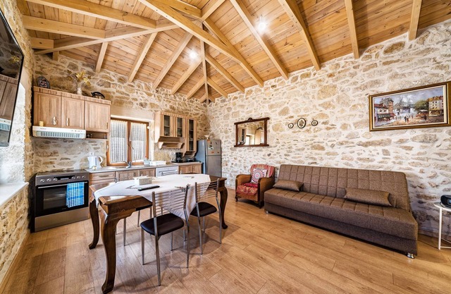 Guest House Aphrodite First