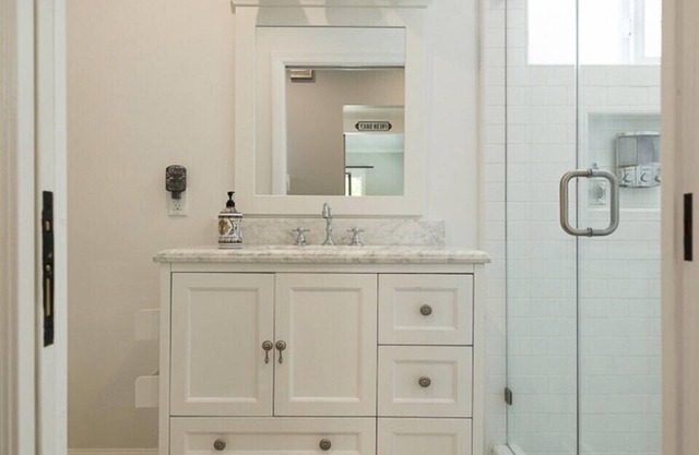 Guest Place in Pasadena w/Private Entrance