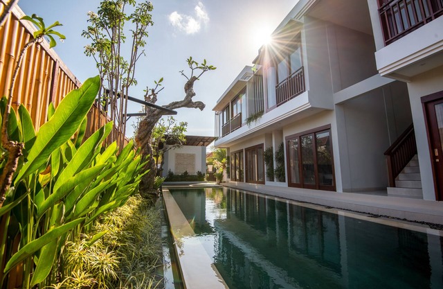 Guest suite at Bisma House, with pool in Legian