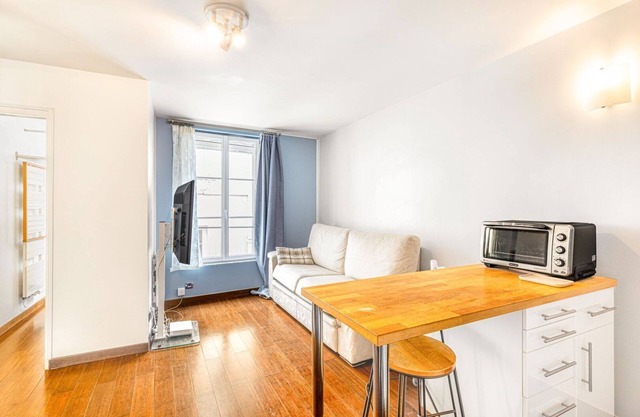 GuestReady - Cosy retreat near Louvre Museum