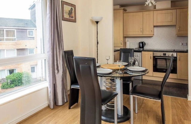 GuestReady - Top Floor Apt 2min walk to O2 Apollo
