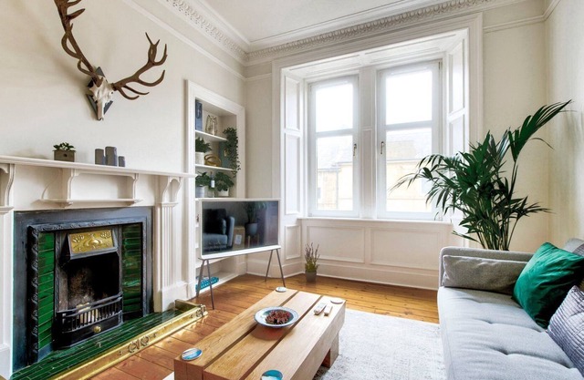 GuestReady - Modern Classic Edinburgh Home