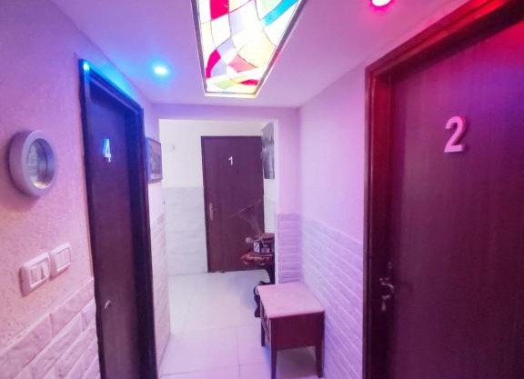 Guitar guest House