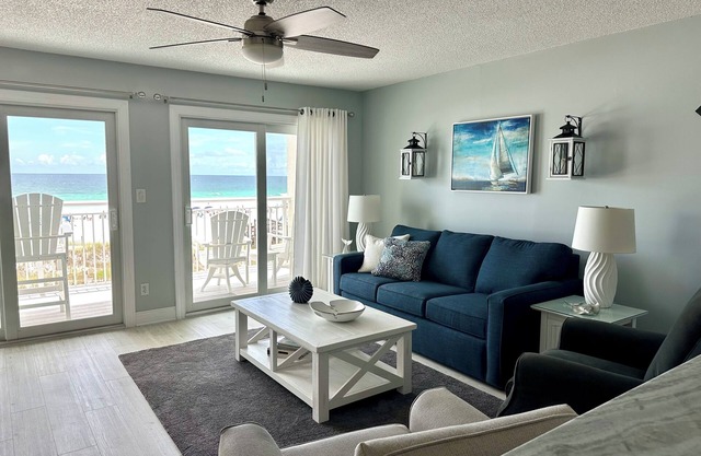 *GULF FRONT CONDO* Amazing Ocean Views* Island Sands 308 w/beach service