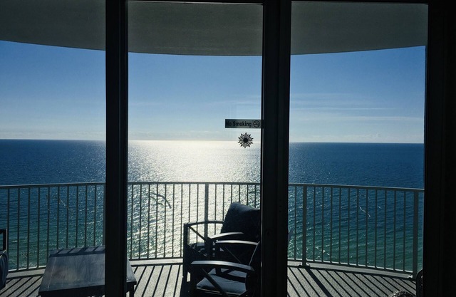 GULF VIEW 16th floor 2 free chairs Mar-Oct