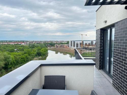 H Pipera - 2BR - Lake View