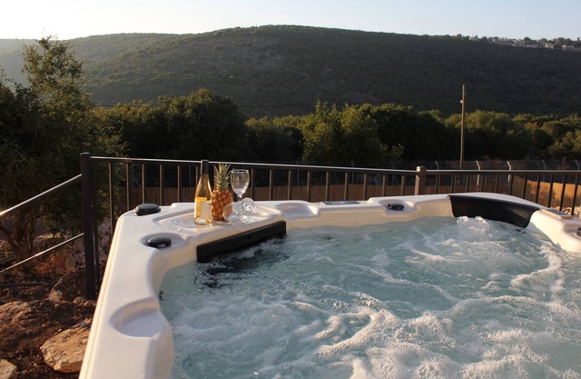 Habait be Shomera- Deluxe vacation Villa