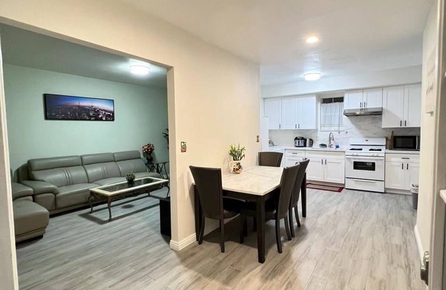 Hacienda Dwelling Unit 17miles-Disney