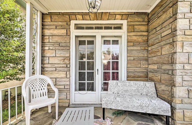 Hagerstown Apt: Covered Patio ~ 1 Mi to Dtwn!
