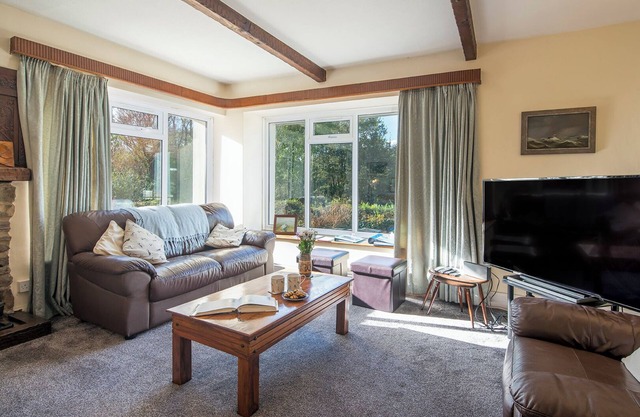 Halfways, Holiday Home St Davids, Sleeps 8, 4 bedrooms, bathrooms