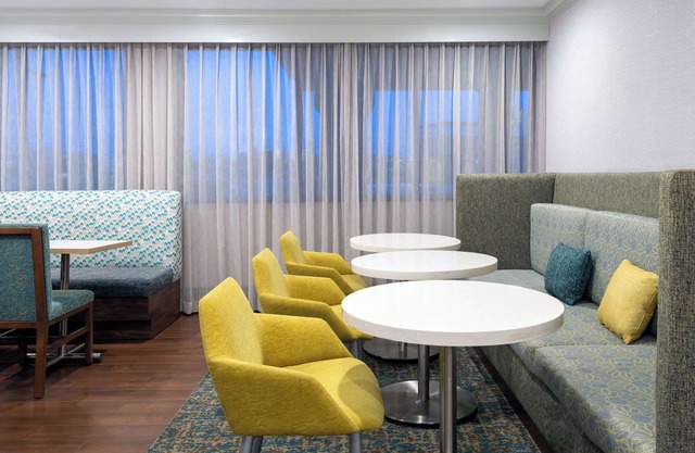Hampton Inn Buffalo-Airport/Galleria Mall
