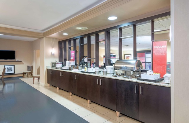 Hampton Inn Corydon