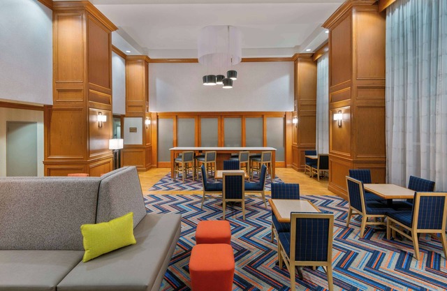 Hampton Inn & Suites Murfreesboro