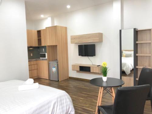HANZ Front Hotel Hoang Viet Dalat
