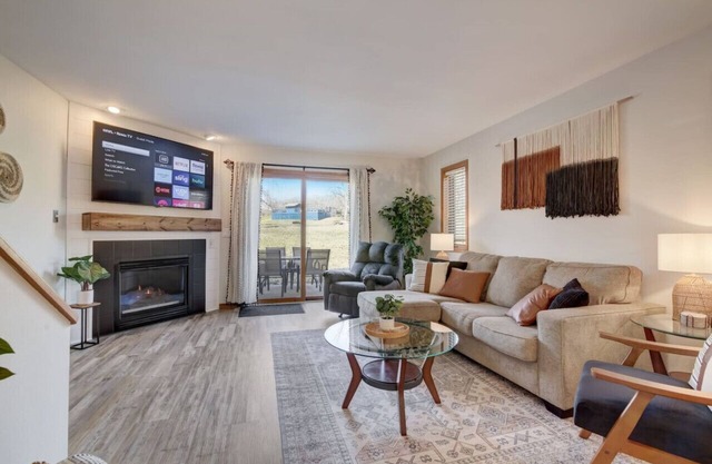 Harrison's Hideaway at Tamarack - Great Location!