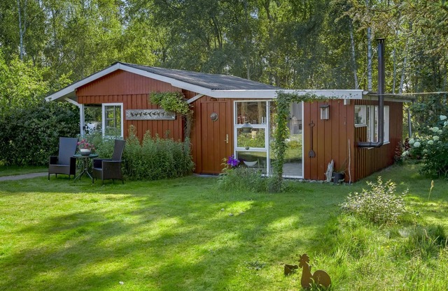 "Hartvig" - 800m from the sea by Interhome