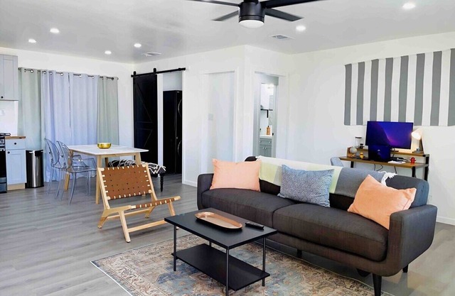 Have fun with the whole family at this stylish place.