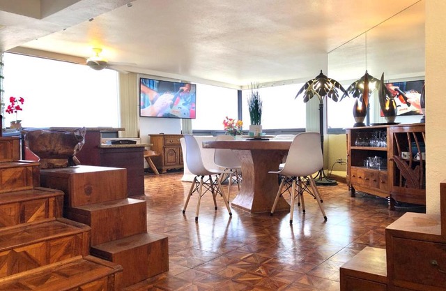 Hawaiian Monarch Penthouse 3bedroom