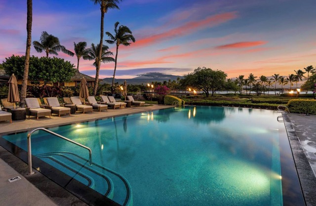 🏖️Hawaiian Unit Nearby Beaches, Restaurants, & Shopping | Concierge Included