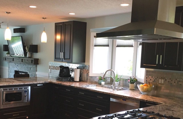 Hawkwood NW Bungalow! 3BR, 2BA Fully Upgraded, Stunning, Bright Main Floor!