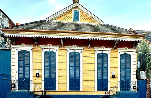 Heart of the French Quarter for Mardi Gras!