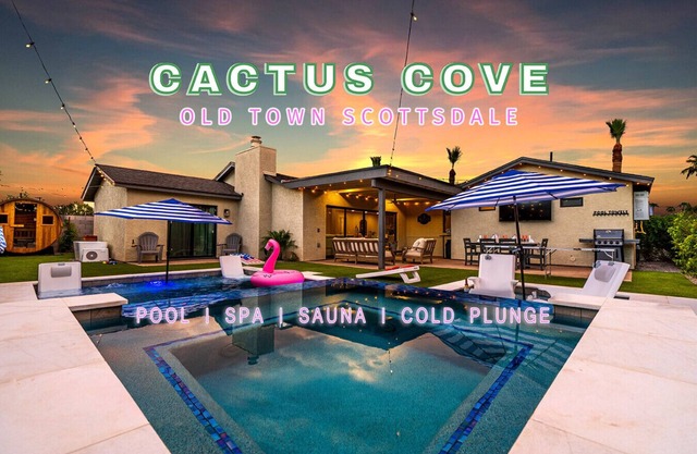 Heated Pool & Spa + Luxury 4BR ensuite in Old Town