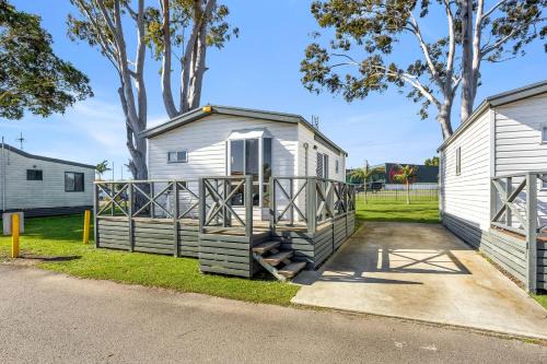 Heatherbrae Holiday Village